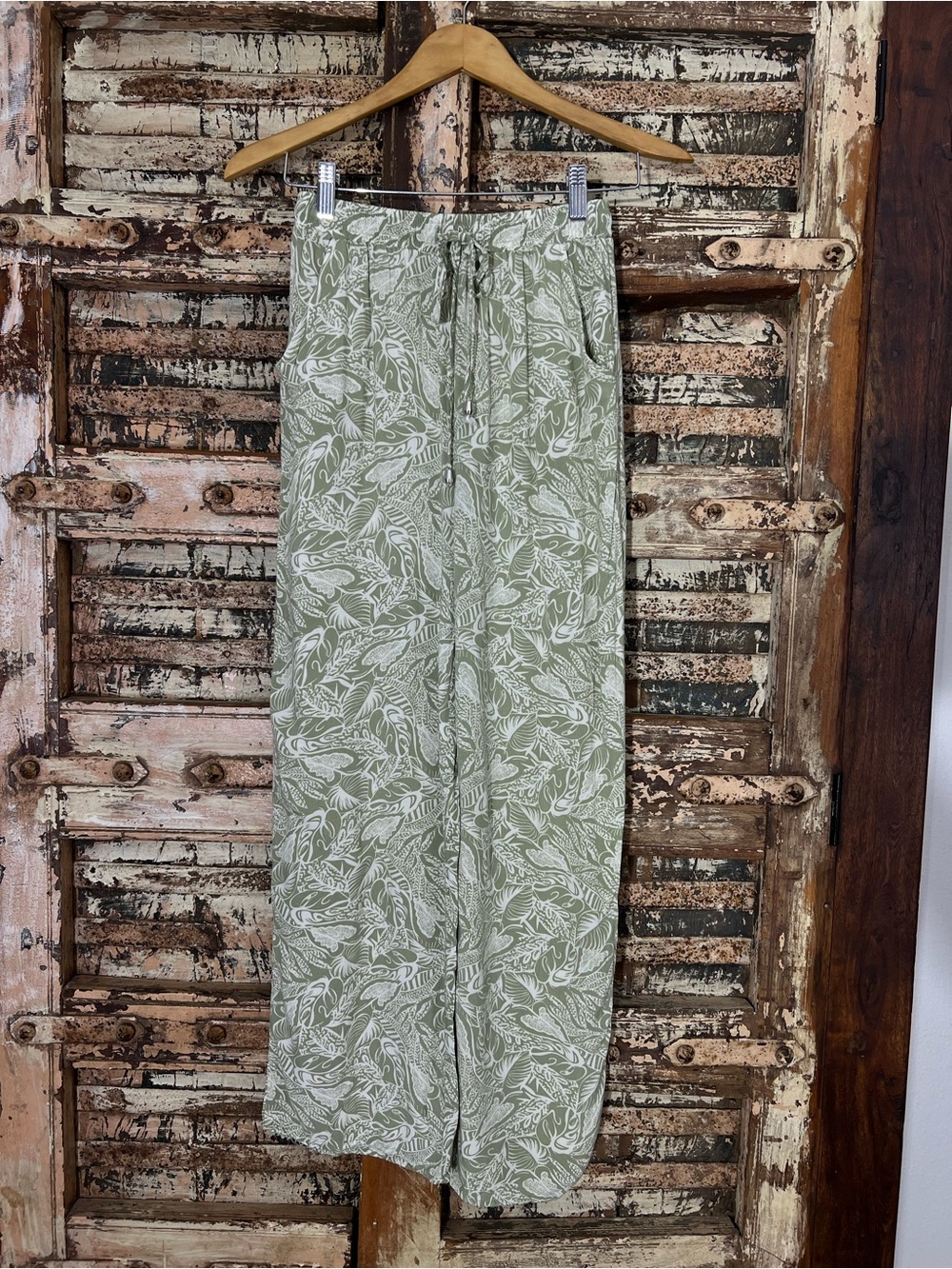 LOVE WISH • Sage green boho straight leg pants